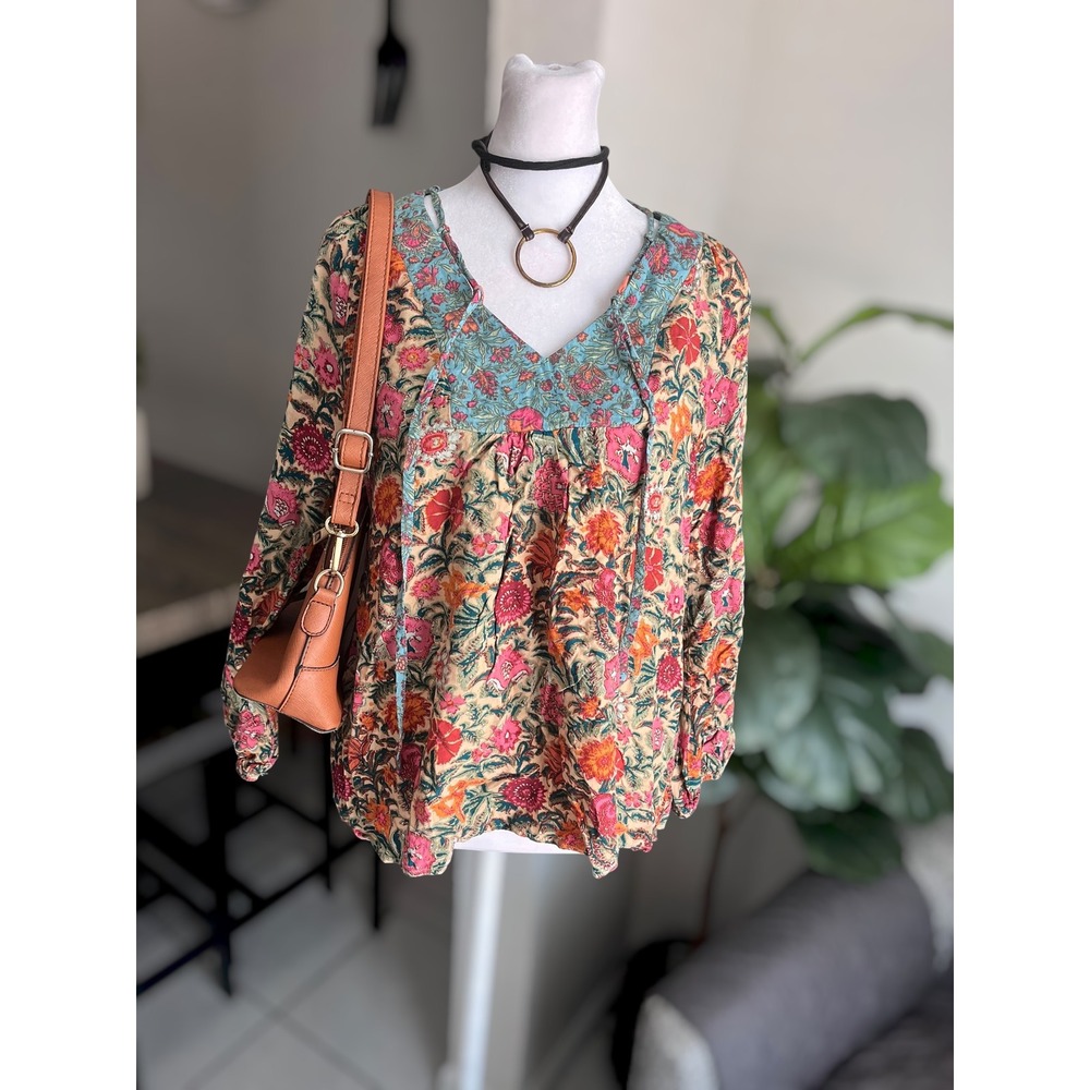 Natural Life Floral Boho Long Sleeve Top Size M